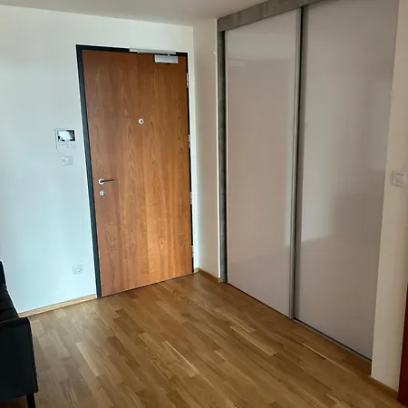 Apartment Smichov Andel Prag